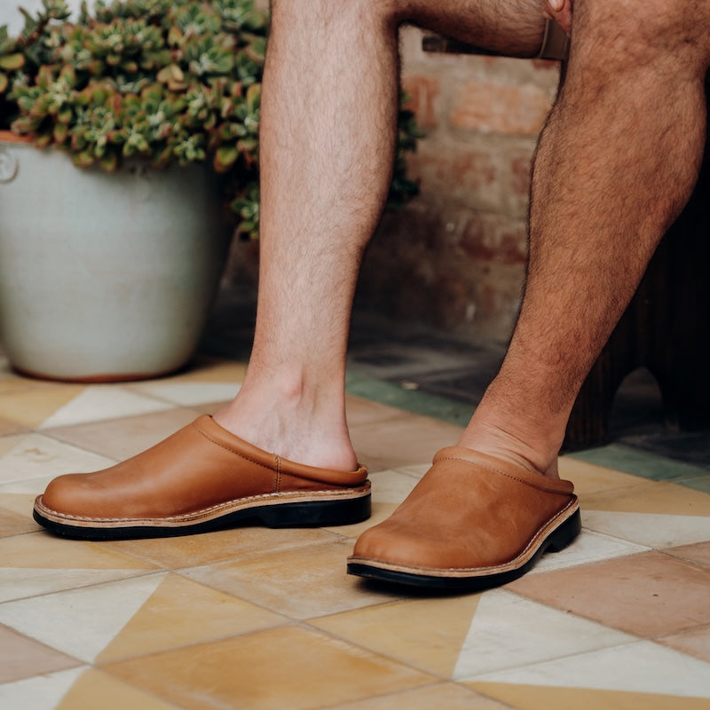 Men's Clog Shoe